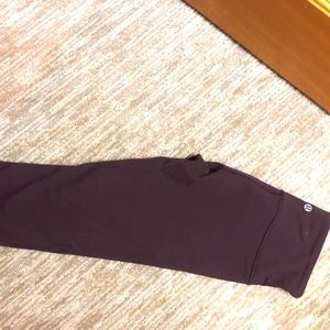 Maroon Lululemon Crop Leggings